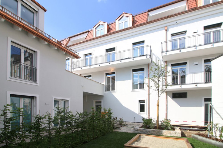 Buy Condominium, Maisonette apartment in Munich-Perlach - OTTO142, Ottobrunner Straße 142