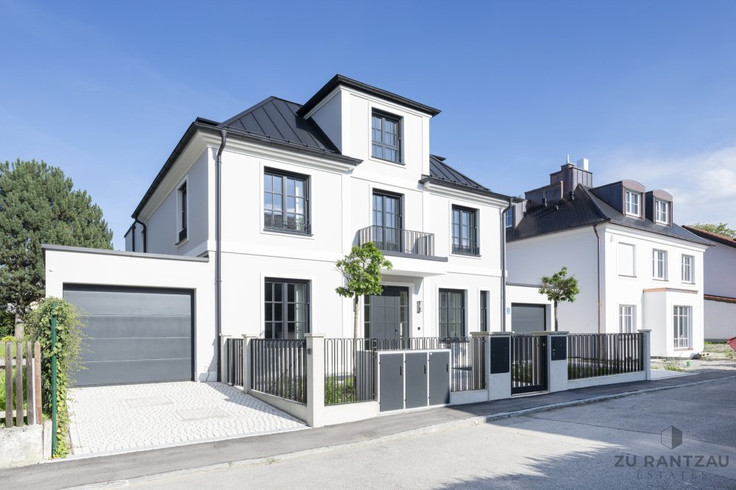 Buy Detached house, City villa, Villa, House in Munich-Bogenhausen - Konitzer Straße 8, Konitzer Straße 8