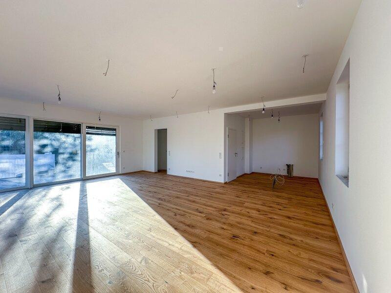 KREMSMÜNSTERHOF - 4-Zimmer-PENTHOUSE mit Weingartenblick - Top 4