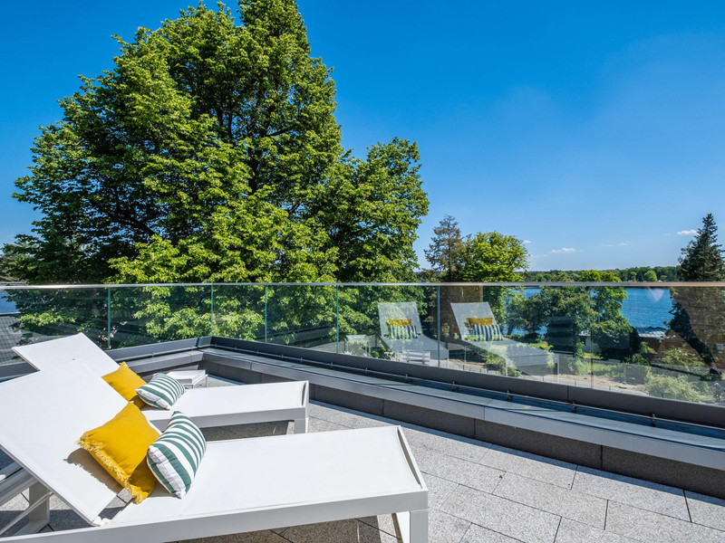 Entspannen auf der umlaufenden Terrasse